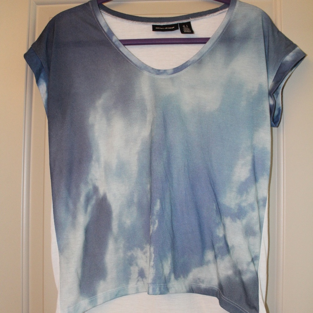 DNKY Sky T-Shirt Women’s Small